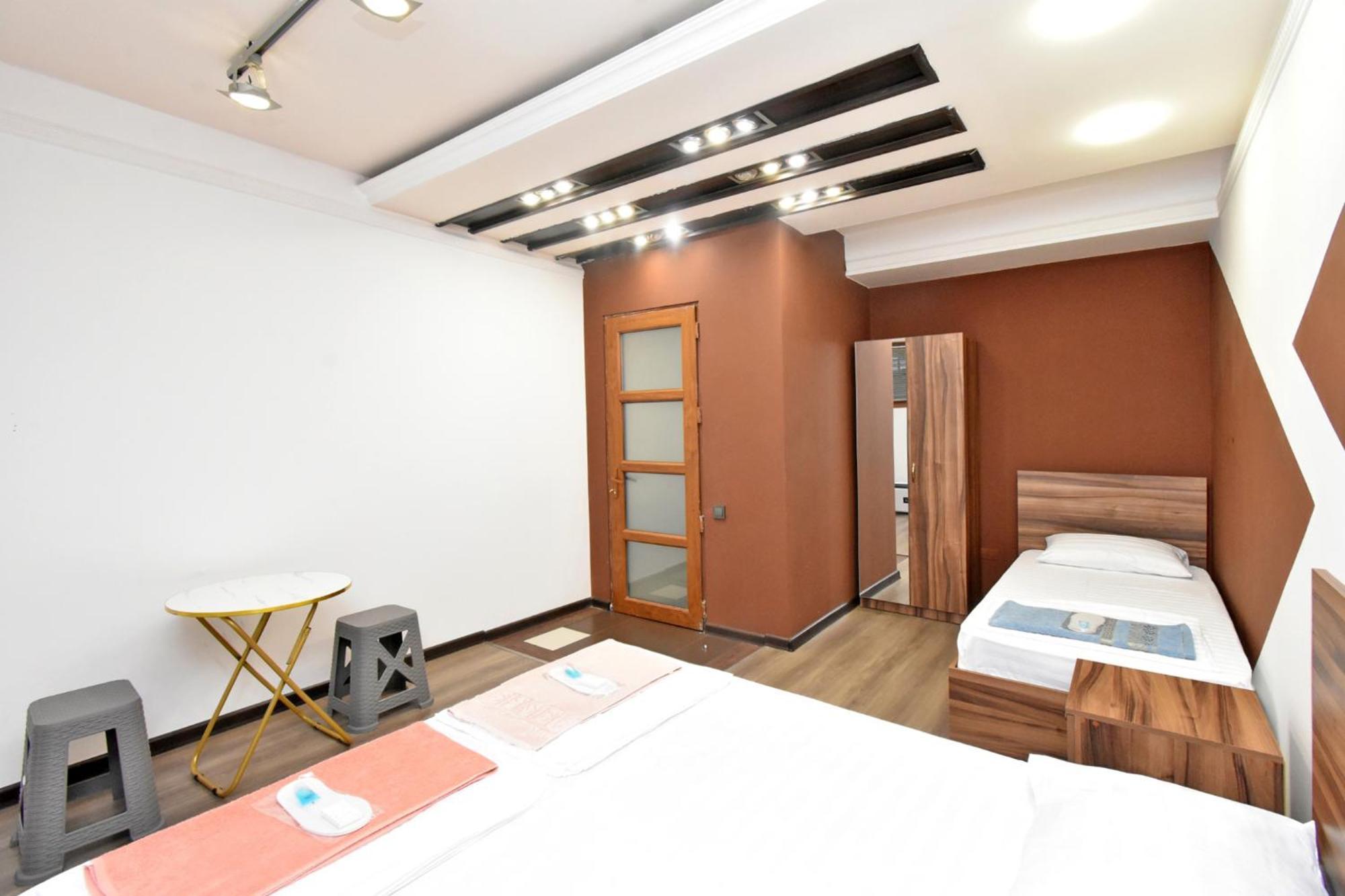 Luna Guest House Γιερεβάν Εξωτερικό φωτογραφία